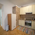 Four Seasons Appartement