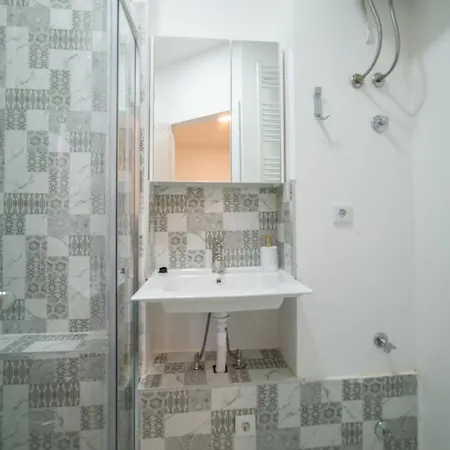 Four Seasons Lägenhet *