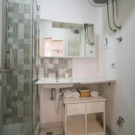 Four Seasons Lägenhet