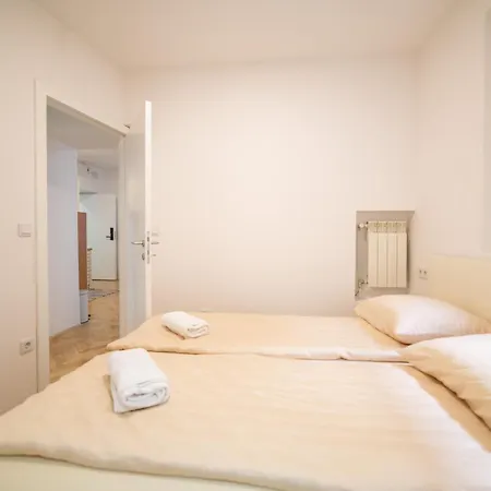 Lägenhet Four Seasons