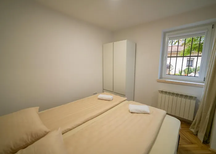 Apartment Four Seasons